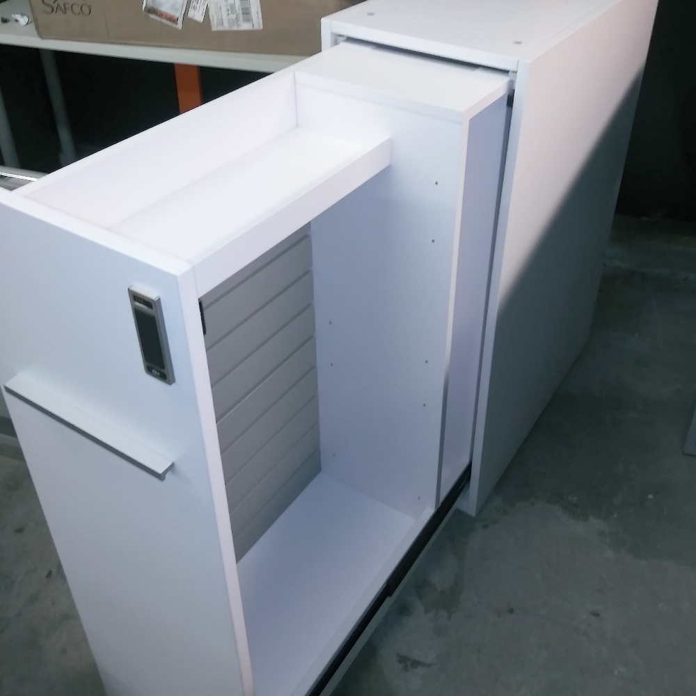 Storage System/Locker - Picture 2 of 5